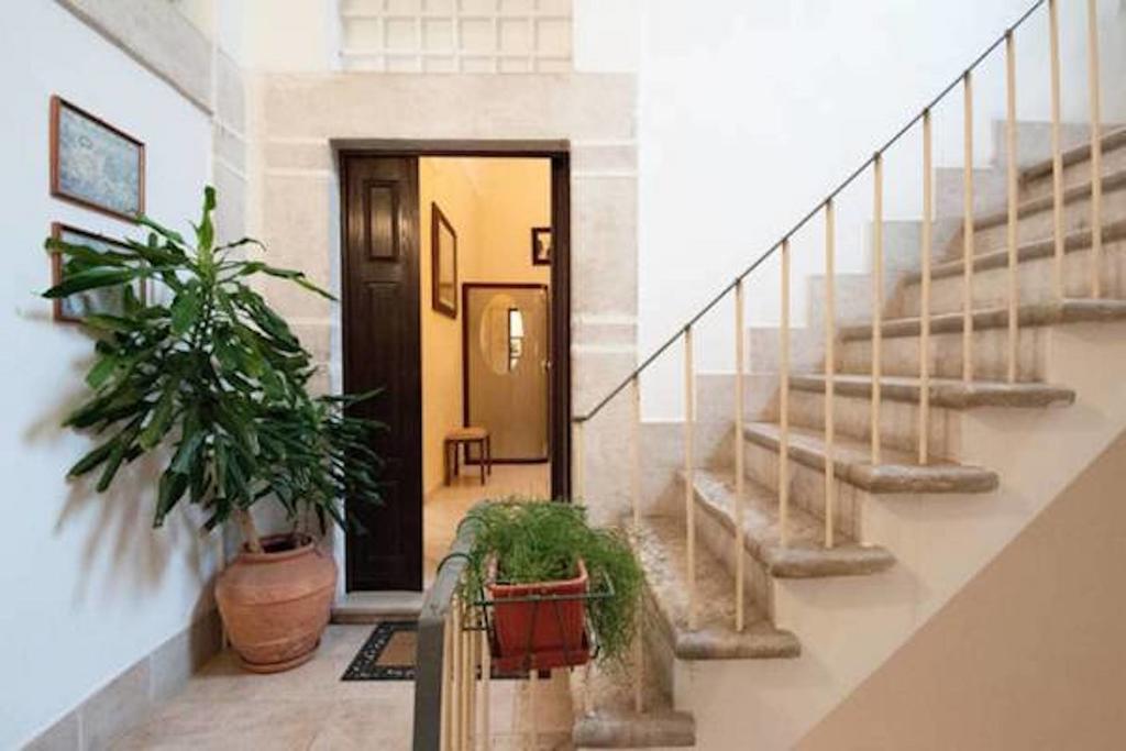 Turenum Apartment Trani Exterior photo